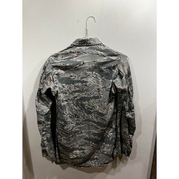 US Military Issued Shirt Mens 32 Large Digital Camo Cargo Pockets Heavy Outdoors - Picture 3 of 6